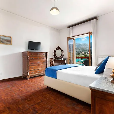Apartament Maison Alessia - Around